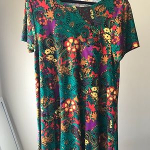 EUC LuLaRoe Medium Carly